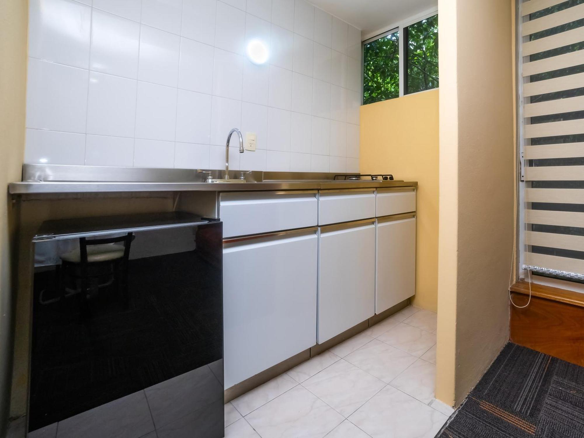Capital O Suites Marne Cdmx メキシコシティ エクステリア 写真