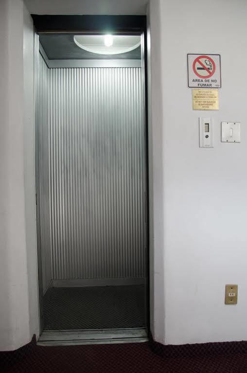 Capital O Suites Marne Cdmx メキシコシティ エクステリア 写真